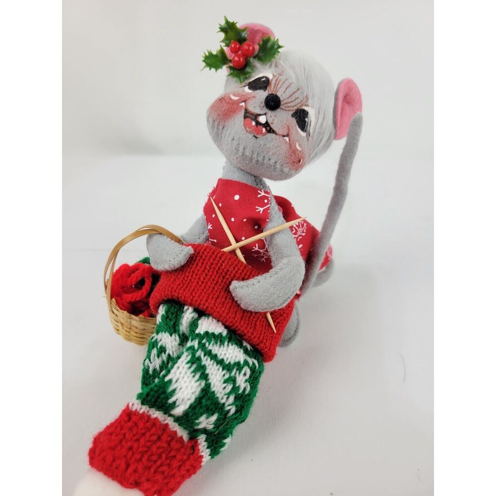 98 Annalee Mouse Knitting Cap w/toothpicks Snowflake Felt Plush Posable Doll 6"